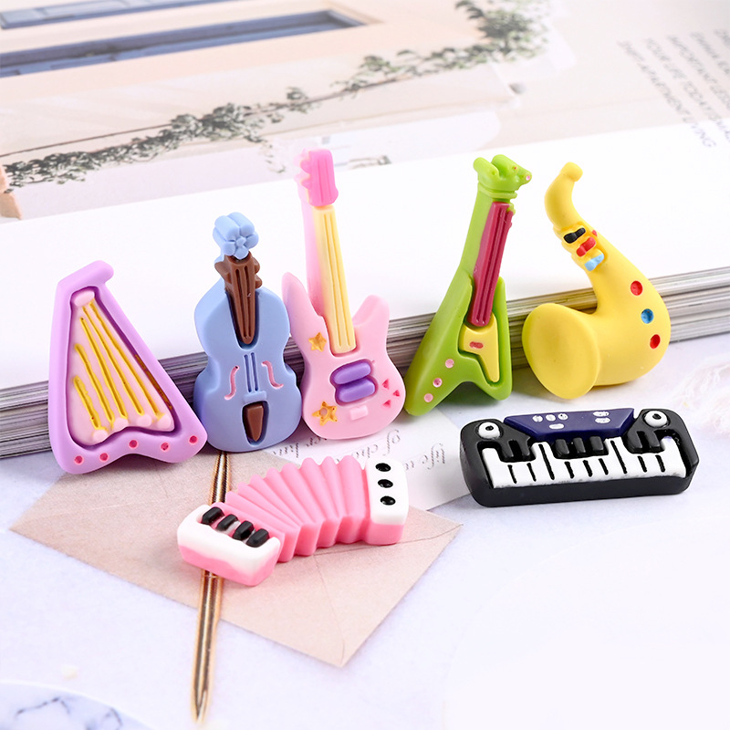 10 szt. Kreskówkowe, urocze, ż – Musical Instrument Jewelry recenzja i cena